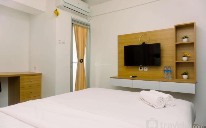 Cozy Studio at Urbantown Serpong Apt By Travelio