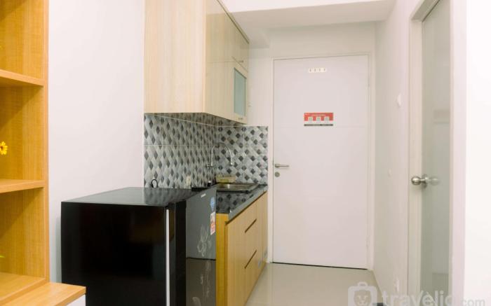 Cozy Studio at Urbantown Serpong Apt By Travelio
