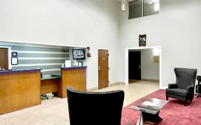 Star City Inn Suites