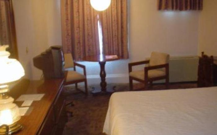 Old National Hotel