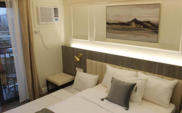 Condo near Ayala IT Park Cebu Wifi Balcony