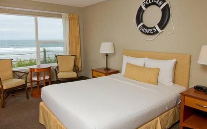 Pelican Shores Inn