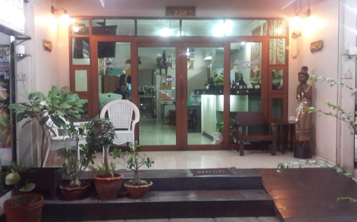 Khunmaiplace Room