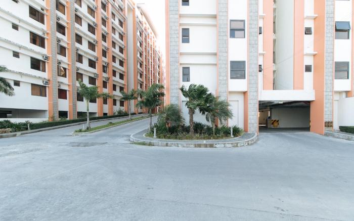 RedDoorz Plus @ Cuarto Verde Staycation