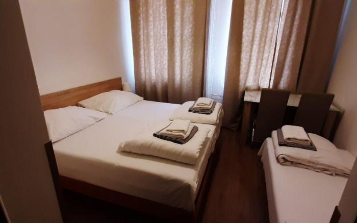 Gallery Hotel SIS