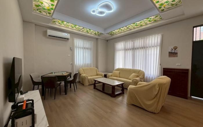 D老闆超好講話  四房包棟 平日8人只要6000 (LINE詢問不用錢 ID: @d_boss)