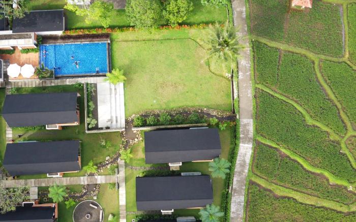 Lenirra Villa & Resto