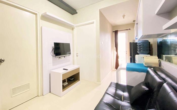 Best Choice 1BR Parahyangan Residence By Travelio