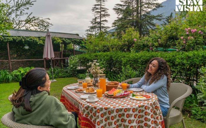 StayVista at Himalayan Retreat