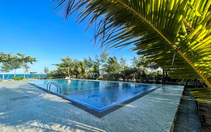Whisky Point Surf Cabana