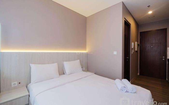 Studio Ciputra World 2 near Setiabudi By Travelio