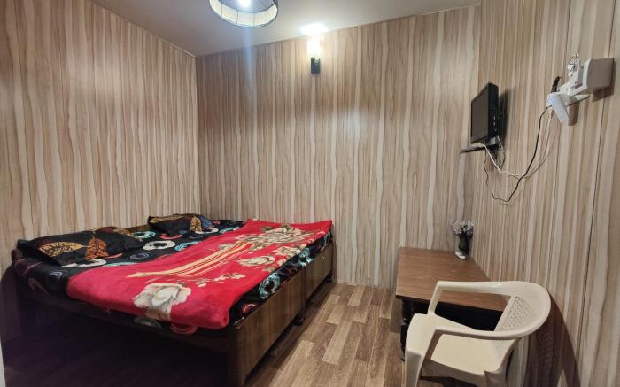 Hotel Kurmanchal