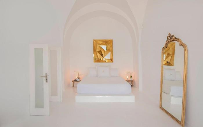 Sophia Privilege in Santorini