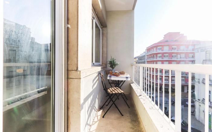 ALMIRANTE BALCONY by HOMING