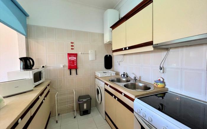 ALBUFEIRA CLASSIC WITH POOL by HOMING