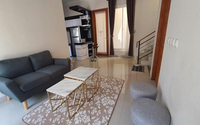 Arkana House
