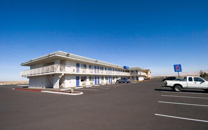 Motel 6 Pendleton, OR