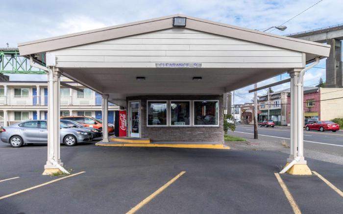 Motel 6 Astoria, OR