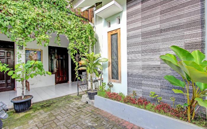 OYO 91803 Gita Graha Guest House Syariah