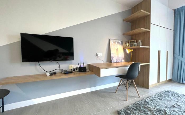 For 4 Pax # Family  Bell Suites Sepang w Pool