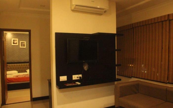 Redbell Residency