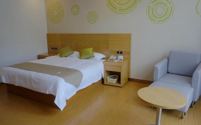 GreenTree Inn Suzhou Changshu North Haiyu Road Changhui Square Express Hotel