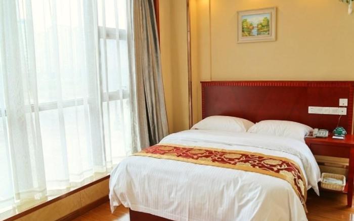 GreenTree Inn  Wuxi New District Hongshan Town Business Square Shell Hotel