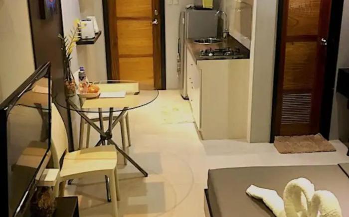 Tranquil Studio - 3 Mins. to White Beach (Unit 3)