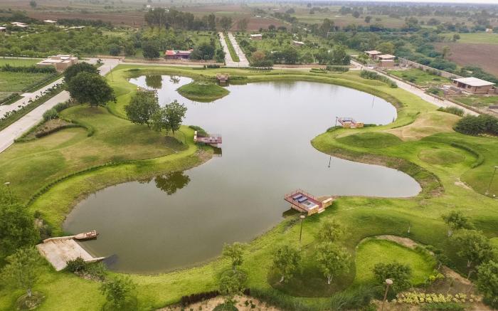 Life At Repose: Lake Villas Resort & Club