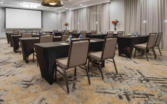 Homewood Suites by Hilton DFW Airport South