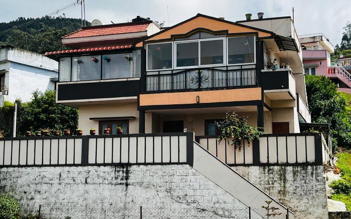 HILLTOP 4BHK LUXURY VILLAS