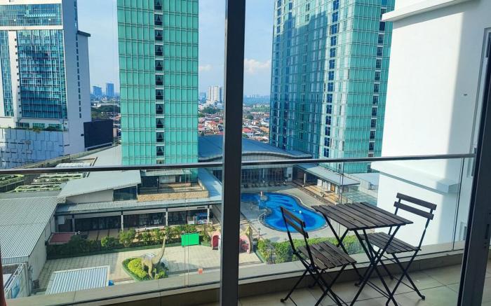 KSL 4 Bedroom (Private Lift) 7Queen 2Single 16pax