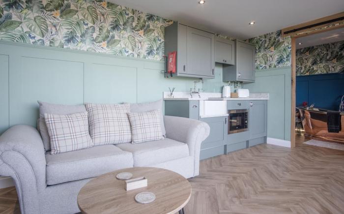 The Langland Bay Lookout - 1 Bed Cabin - Landimore