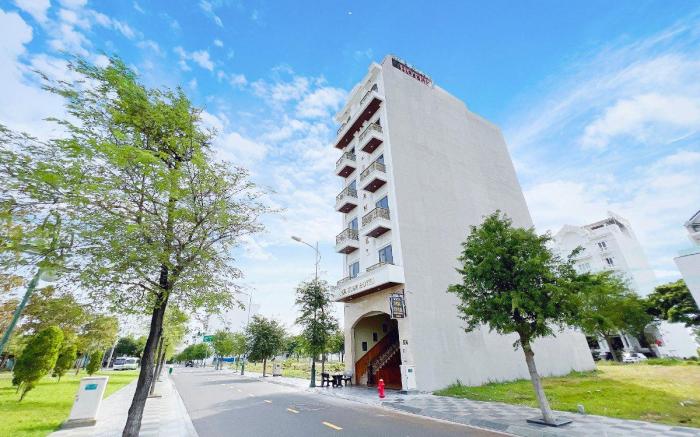 Sea Star Hotel