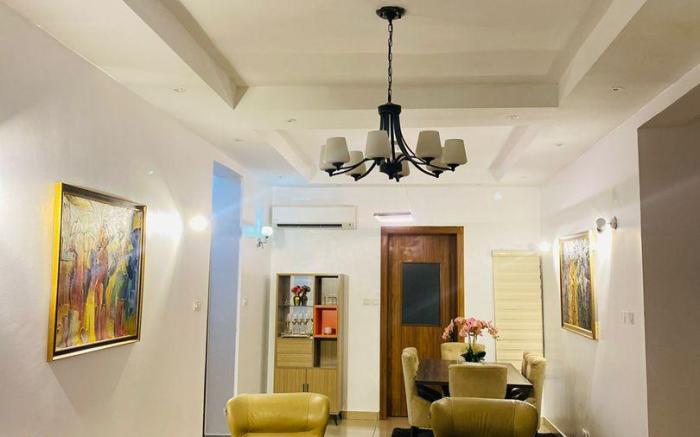 Blooms service apartment 