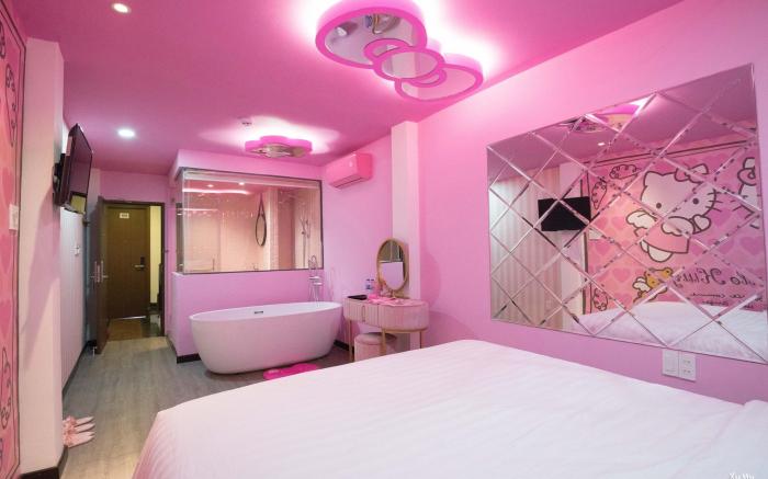 LANGUAGE EXCHANGE HOTEL 3