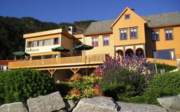 Lavik Fjord Hotel & Apartments