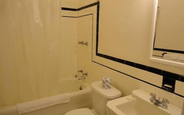 Lenox Hotel and Suites
