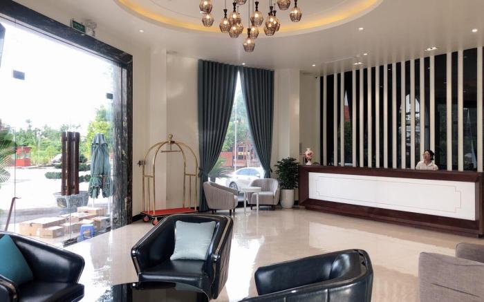 Lotus Hotel and Apartment