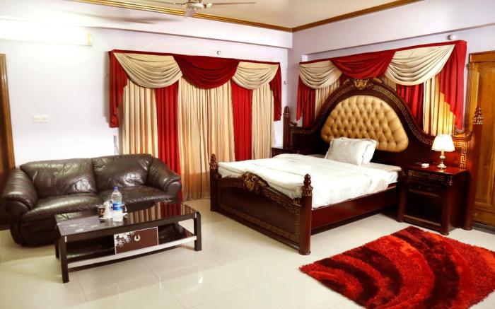 Hotel Heaven Inn