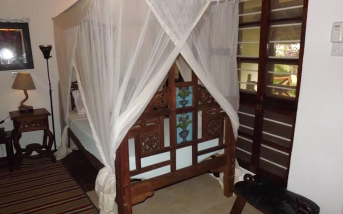 Langi Langi Beach Bungalows