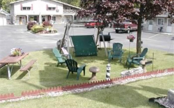 Marinette Inn