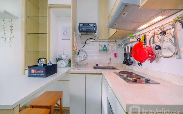 New Furnished Studio Sentul Tower Apt By Travelio