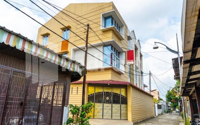 Adam Malik Guesthouse near Regale ICC Medan Mitra RedDoorz