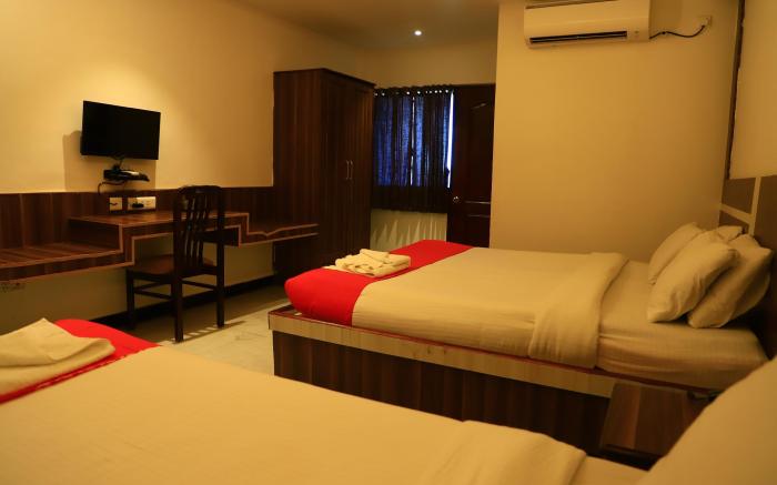 Hotel Velan International