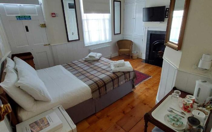 Canterbury Black Horse Inn