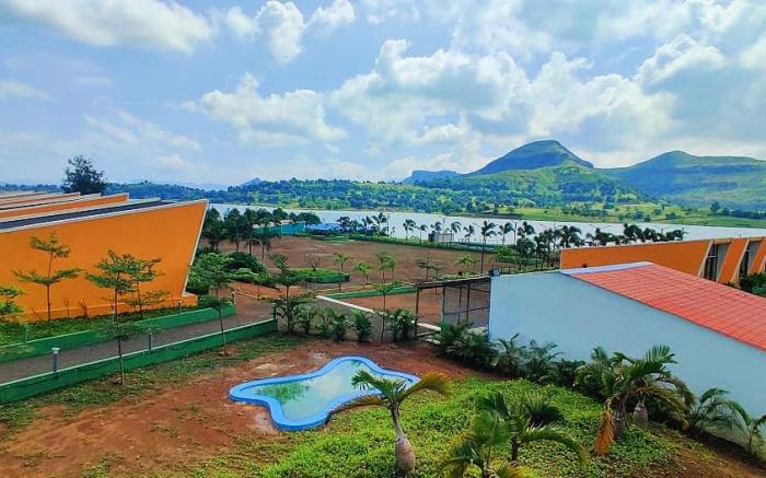 Mountain N Lake Resort