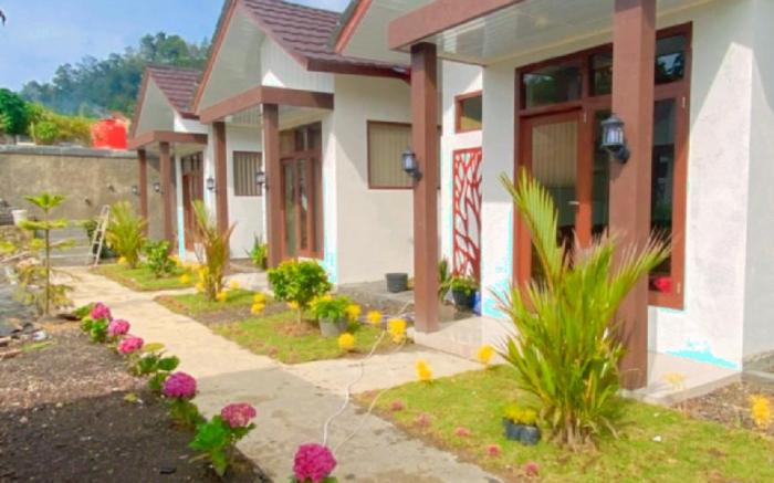 Madinna Villa Dieng