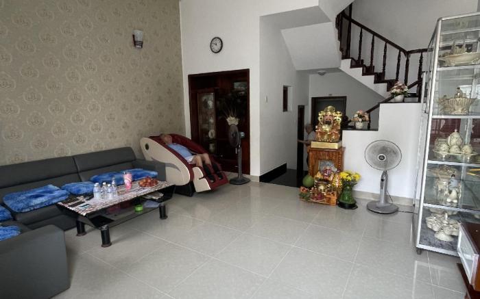 Khanh villa