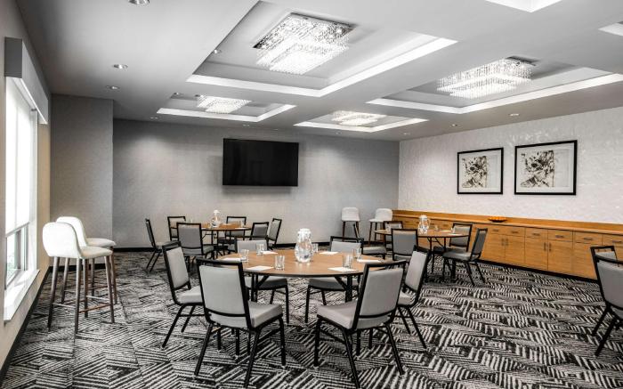 Hyatt Place Newark / Silicon Valley